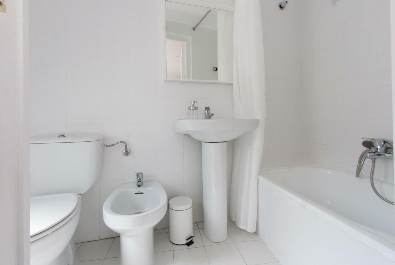 Casa De Tintes Apartment Севиля Екстериор снимка