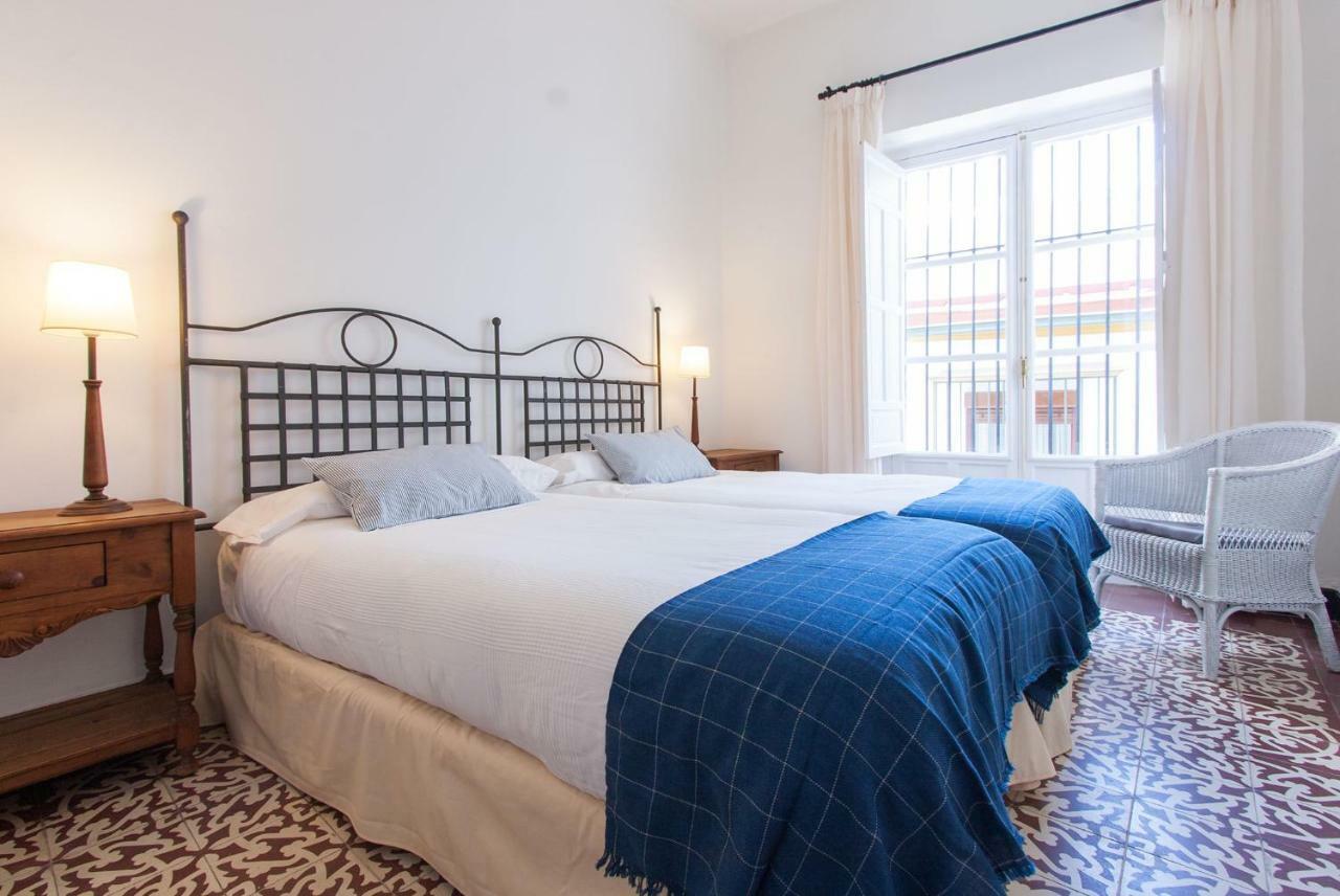 Casa De Tintes Apartment Севиля Екстериор снимка