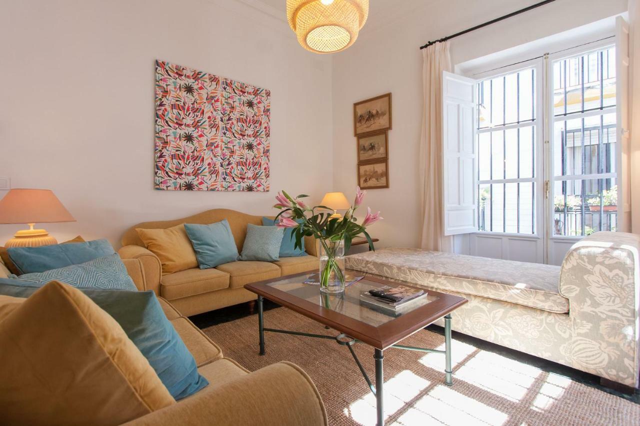 Casa De Tintes Apartment Севиля Екстериор снимка