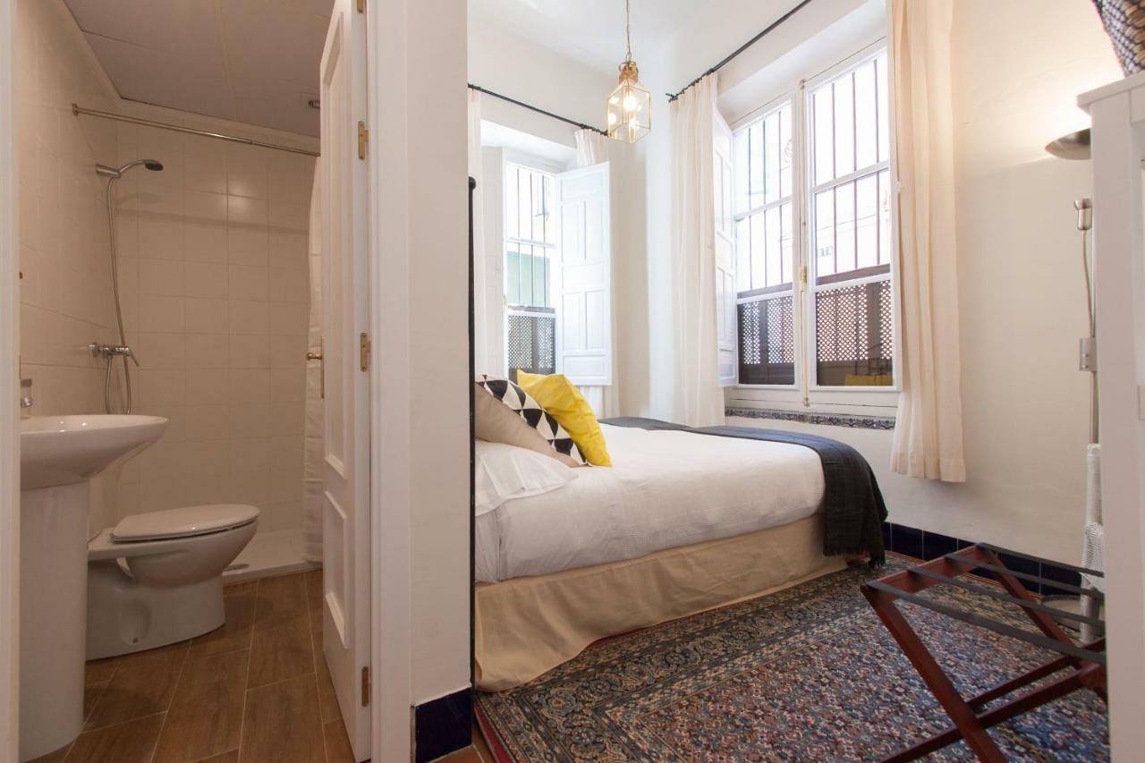 Casa De Tintes Apartment Севиля Екстериор снимка